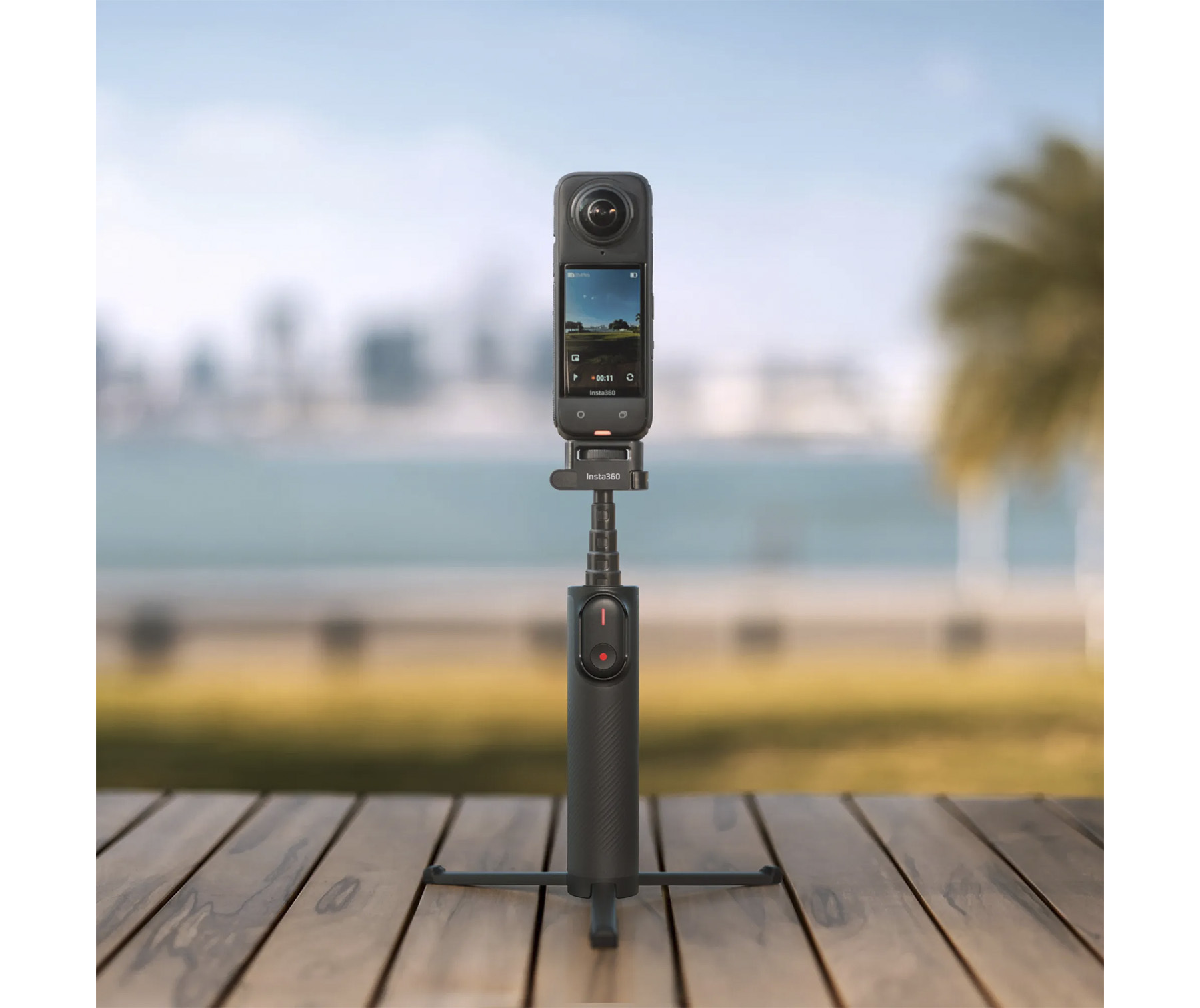 Cathay Photo | Insta360 Foldable 2-in-1 Selfie Stick Remote Kit (1/4