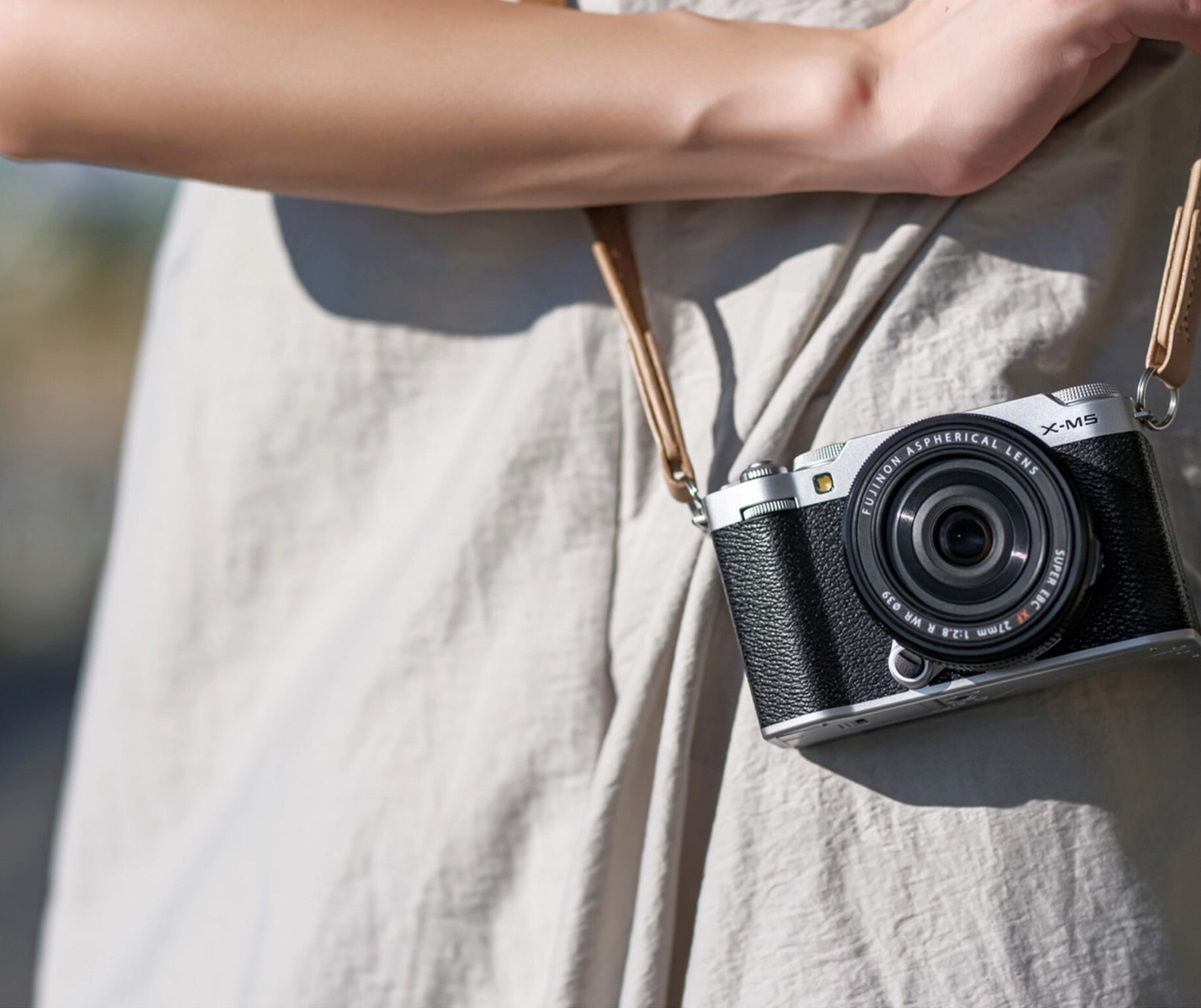Cathay Photo | FUJIFILM X-M5 Body with XC 15-45 F3.5-5.6 OIS PZ…