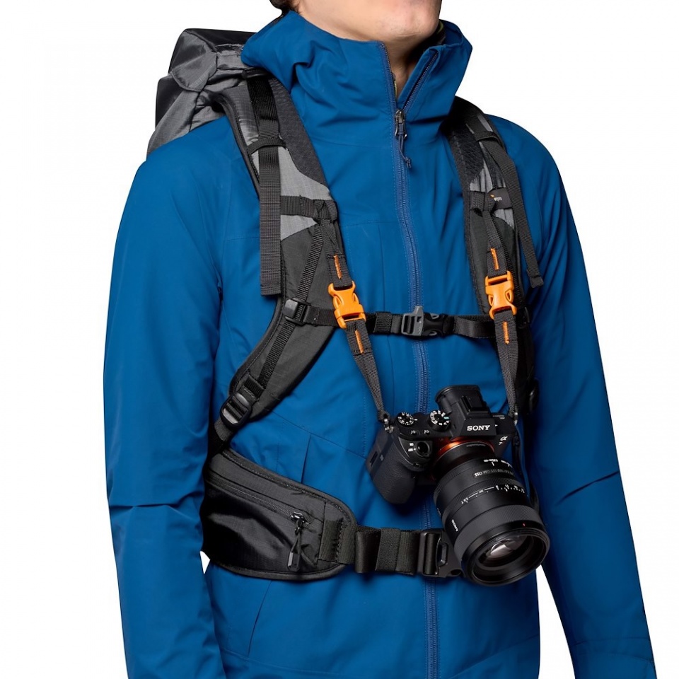 camera harness for backpacking